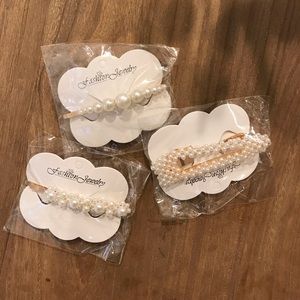 NEW Pearl Hair Clips